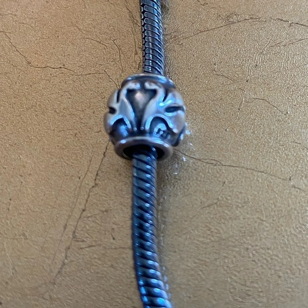 Pandora Retired Friendly Florets Swan Sterling Silver Charm
